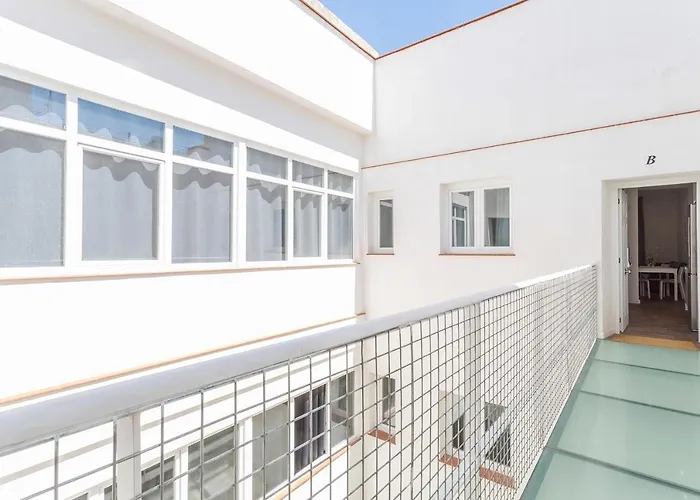 Dona Blanca Centro Diseno Minimalista *