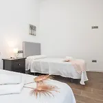 Dona Blanca Centro Diseno Minimalista Apartman *