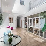 Apartman Dona Blanca Centro Diseno Minimalista